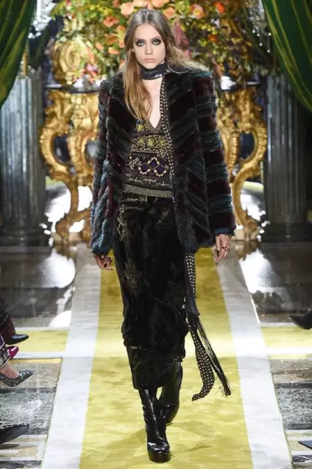 Roberto Cavalli Fall 2016 | Milan Fashion Week