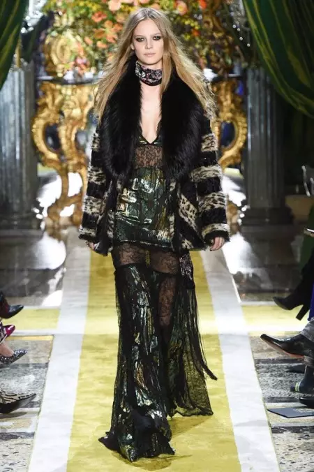 Roberto Cavalli Fall 2016 | Milan Fashion Week