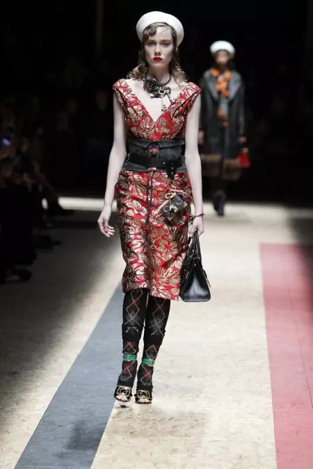 Prada աշուն 2016 | Միլանի Նորաձևության շաբաթ