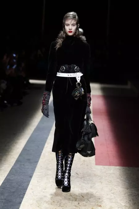 Prada Automne 2016 | Semaine de la mode milanaise