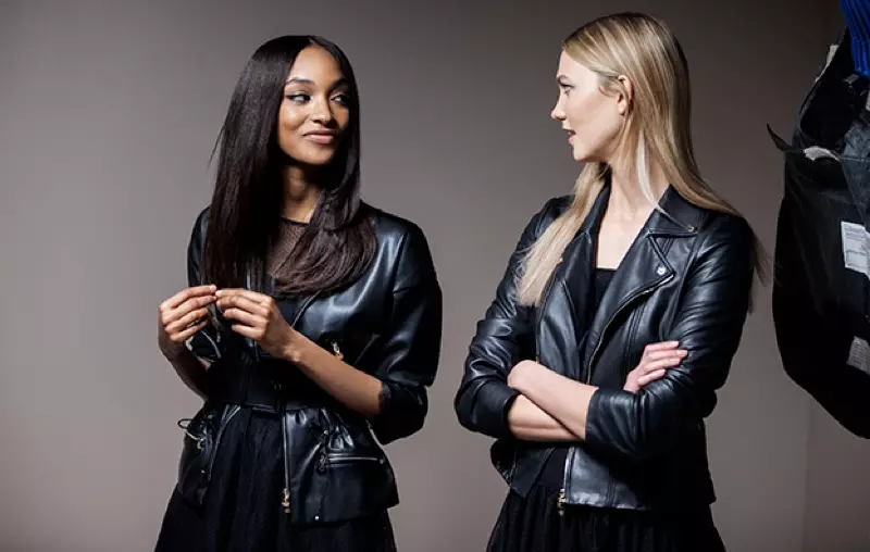 Jourdan Dunn & Karlie Kloss tampil ing mburi layar ing kampanye musim gugur-musim dingin Liu Jo 2016