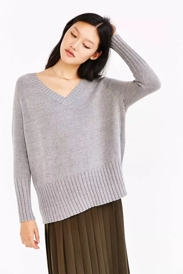 BDG Jordan V Neck Sweater Grey azo alaina amin'ny $59.00