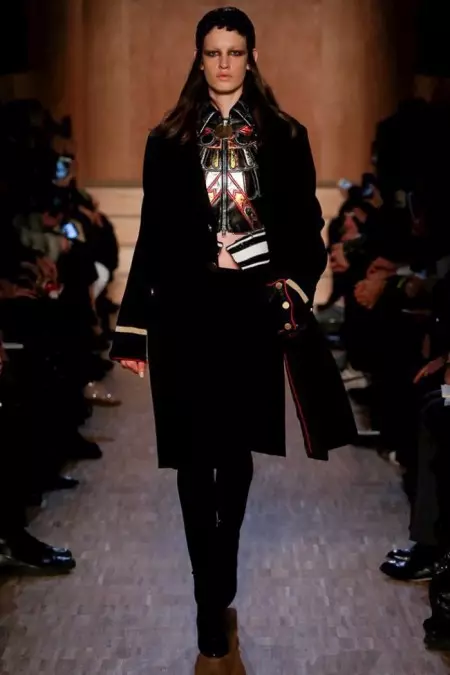 Givenchy Fall 2016 | ပဲရစ်ဖက်ရှင်ရက်သတ္တပတ်