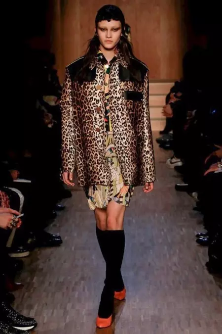 Givenchy Fall 2016 | પેરિસ ફેશન વીક