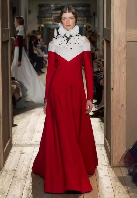 Valentino Goes Shakespearean pikeun Fall Haute Couture