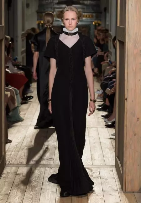 Valentino Goes Shakespearean pikeun Fall Haute Couture