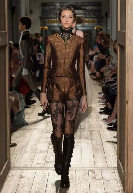 Valentino Goes Shakespearean pro podzimní Haute Couture