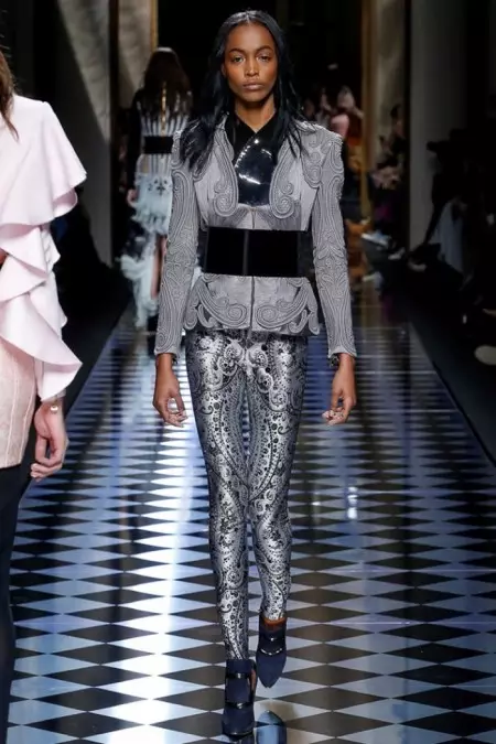 Balmain mùa thu 2016 | Tuần lễ thời trang Paris