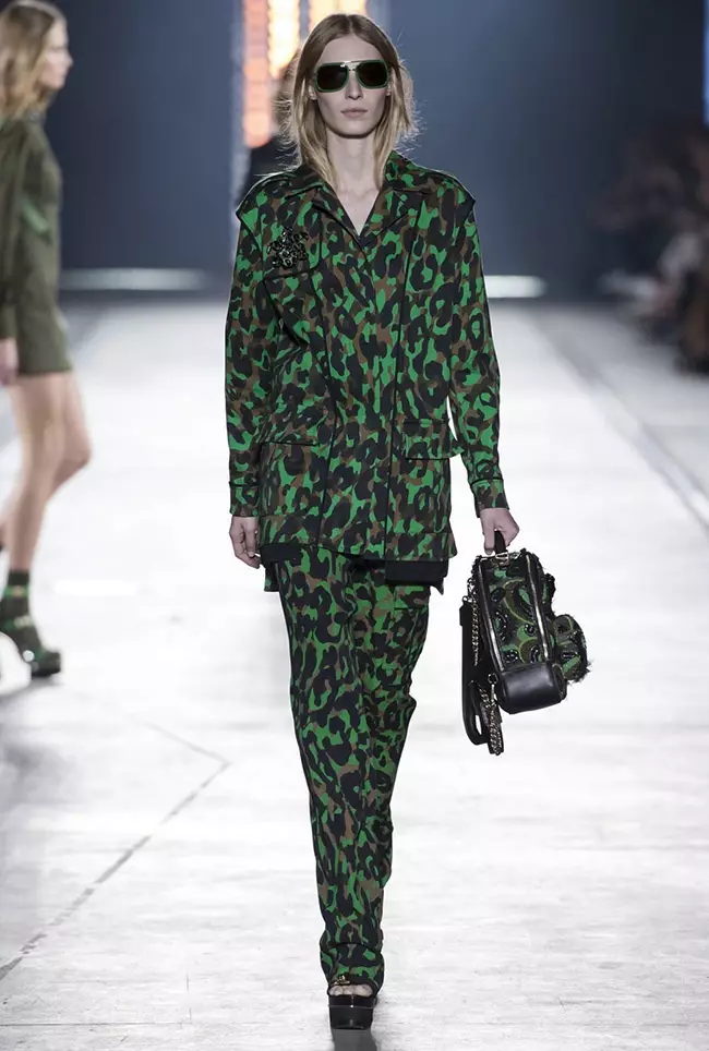 Versace kevät 2016 | Milanon muotiviikko