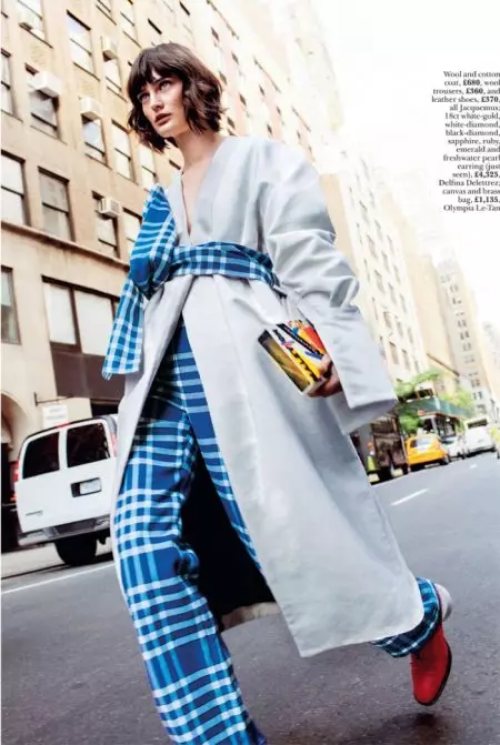 Sibui Nazarenko Models Colorful Street Style para Marie Claire UK