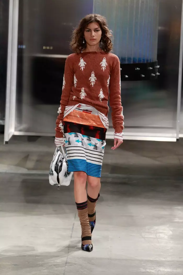 Prada Resort 2016: Mešajte in ujemite