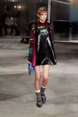 “Prada Resort 2016”: garyşdyrmak we deňeşdirmek