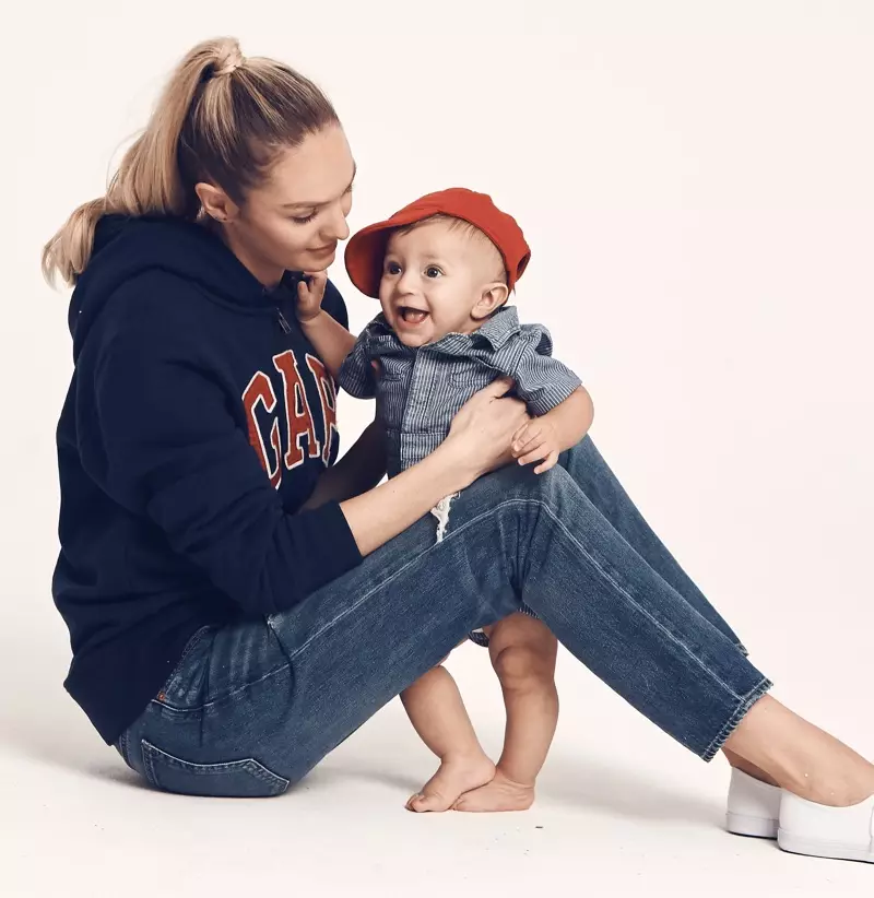 Candice Swanepoel dan putranya Anacã membintangi kampanye Gap 'Mama Said'