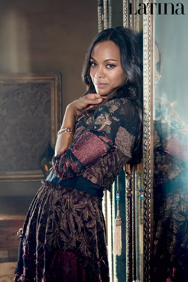 Zoe-Saldana-Latina-magazine-December-2015-Pictures06