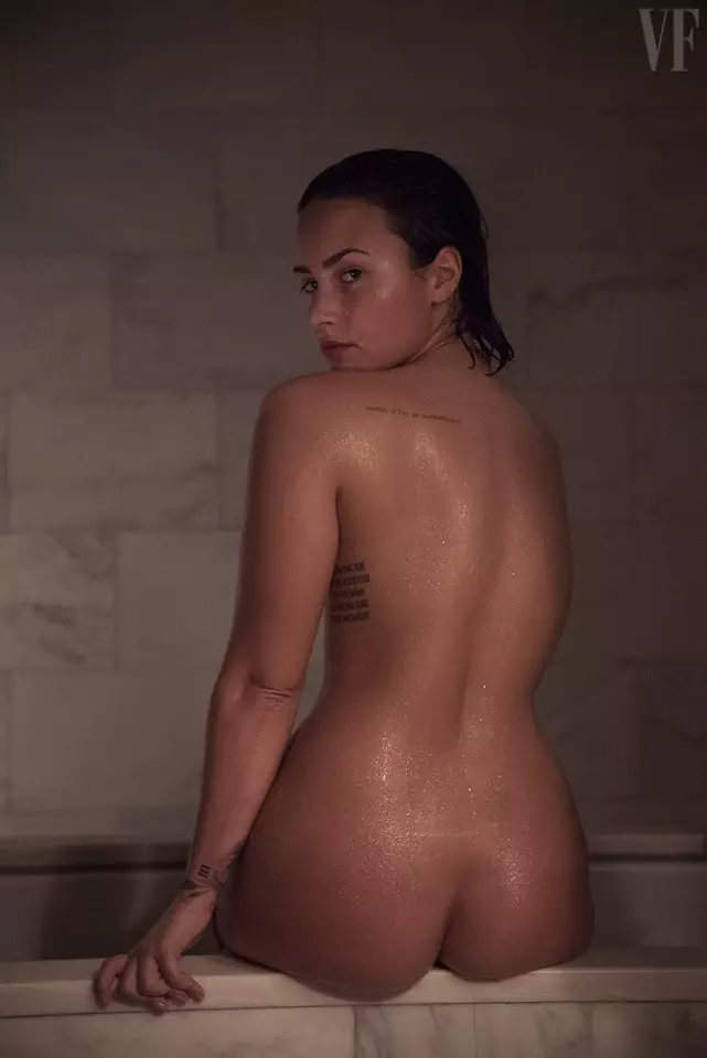 Demi-Lovato-Nude-Photoshoot-Vanity-Fair02