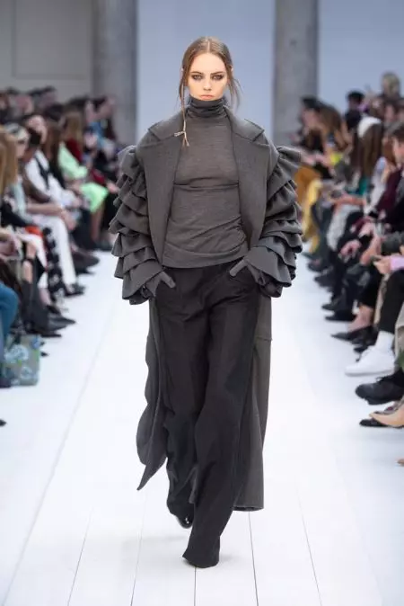 Max Mara toob Explorer Vibesi 2020. aasta sügisesse