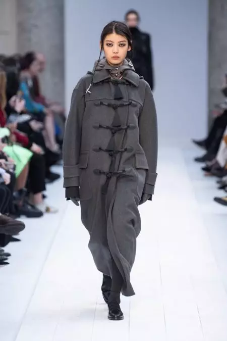 Max Mara 為 2020 年秋季帶來 Explorer Vibes