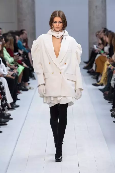 Max Mara mang đến cho Explorer Vibes vào mùa thu năm 2020