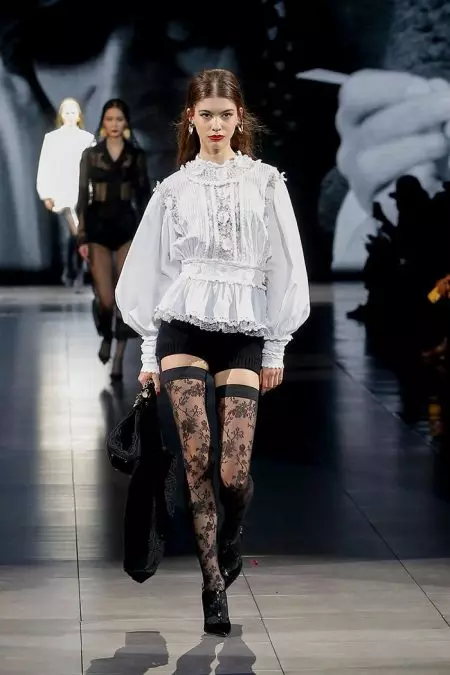 Dolce & Gabbana, 2020-nji ýylyň güýzünde gatlaklara üns berýär