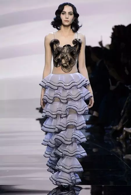 Armani Prive Spring 2016: Dîtinek li Lilac