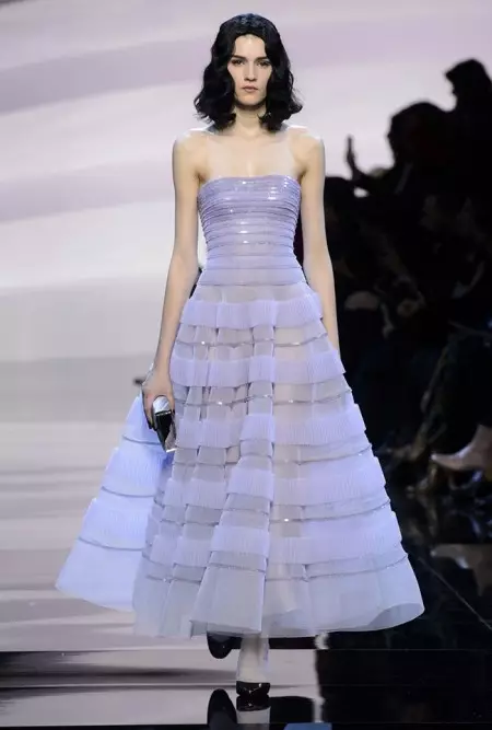 Armani Prive Spring 2016: Ọhụụ na Lilac