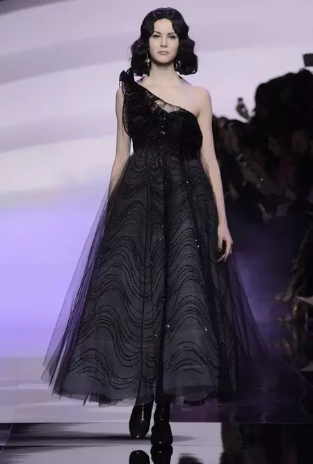 Lohataona Armani Prive 2016: Fahitana amin'ny Lilac