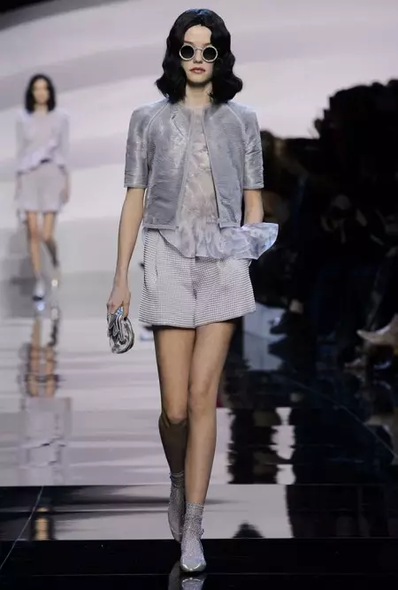 Armani Prive Spring 2016: Бачанне ў бэзавым колеры