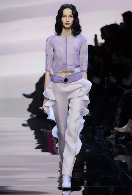 Armani Prive Spring 2016: วิสัยทัศน์ใน Lilac