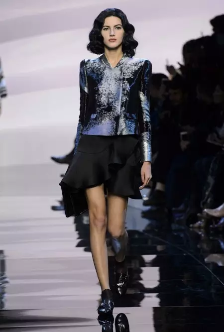 Armani Prive Spring 2016- Lilac ရှိ မျှော်မှန်းချက်