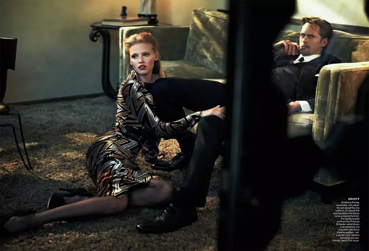 Lara Stone & Frida Gustavsson nipasẹ Peter Lindbergh fun Vogue US Oṣu Keje 2011