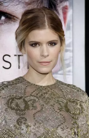 Cronologie pentru coafura Kate Mara: de la roșu la blond