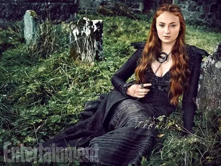 Ireo Vehivavy ao amin'ny 'Game of Thrones' Land Six Stunning EW Covers