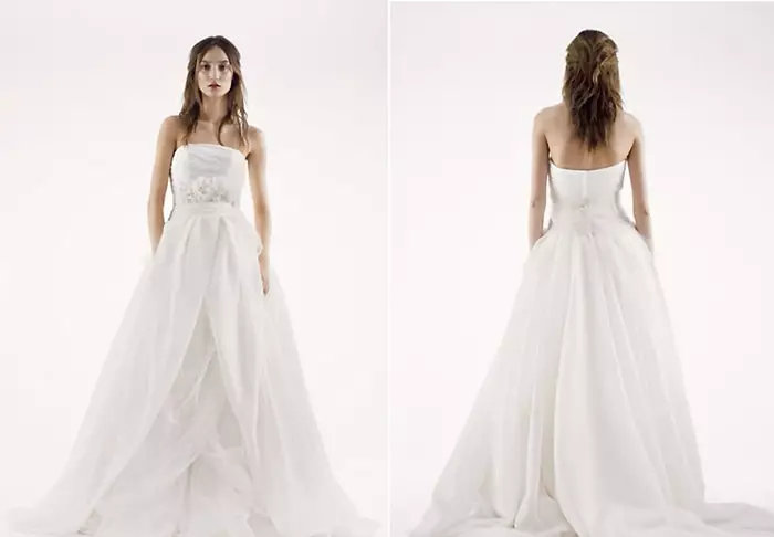 Chovala Choyera cholembedwa ndi Vera Wang Organza chovala ndi Draped Bodice ndi Tulle Skirt chopezeka ku David's Bridal kwa $928.00