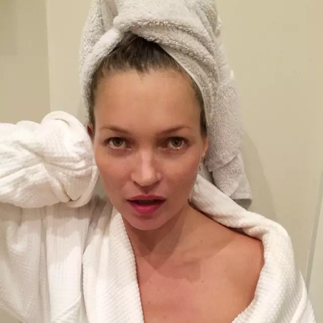 Kate Moss oli sarja esimene modell. Foto: Instagram/mariotestino