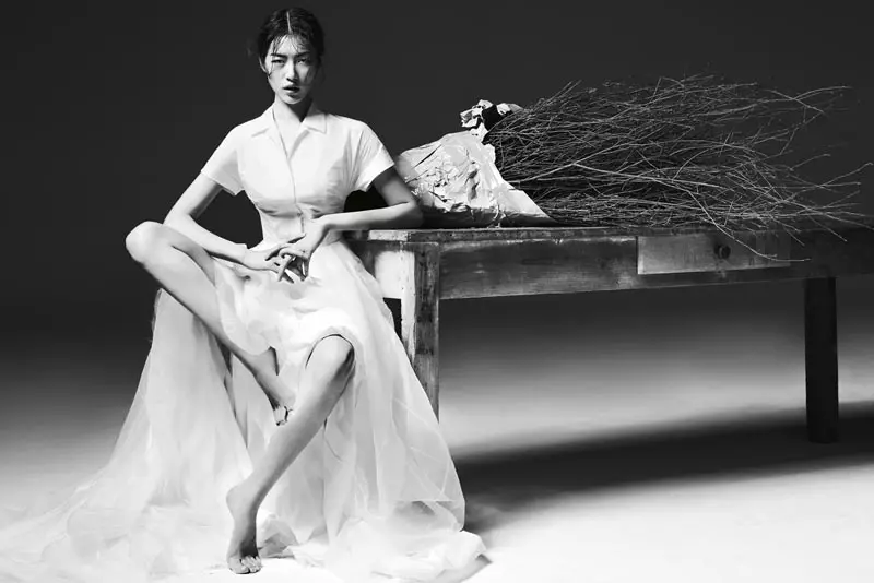 Liu Wen, Anais Pouliot, Querelle Jansen und andere Keep it Natural für The Room F/S 2012