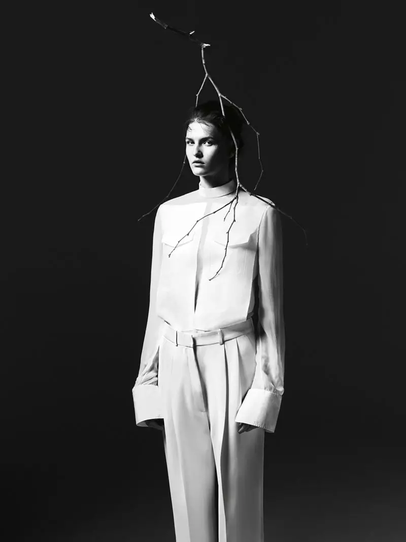 Liu Ven, Anais Pouliot, Querelle Jansen va boshqalar The Room S/S 2012 uchun tabiiylikni saqlaydilar.