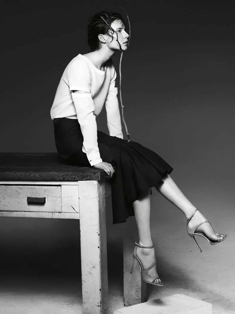 Liu Wen, Anais Pouliot, Querelle Jansen eta beste batzuk Keep it Natural The Room S/S 2012rako