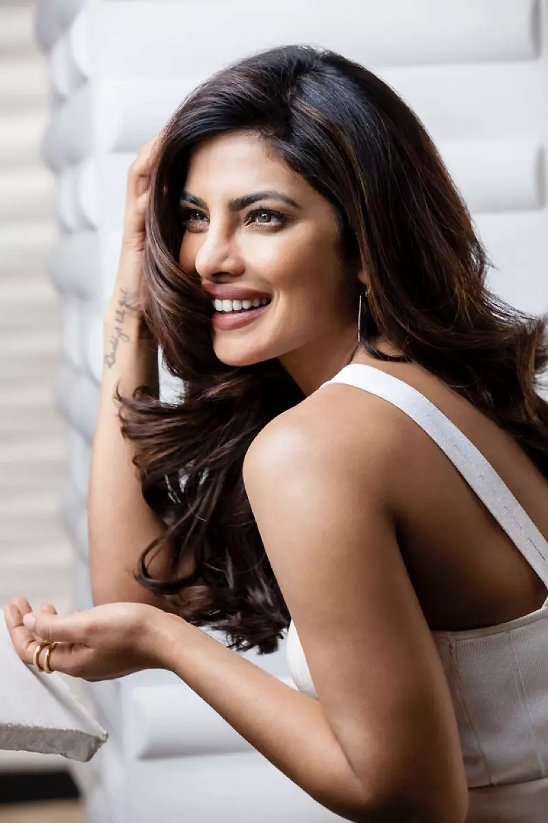 Priyanka Chopra Pantene Hair Commercial Announcement