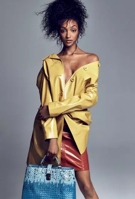 Jourdan Dunn เพิ่มความหรูหราในรีสอร์ตเพื่อมองหา ELLE Brazil