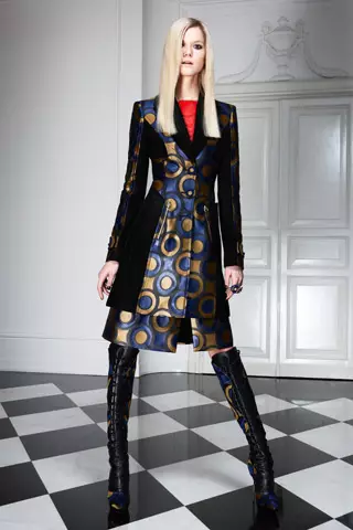 „Versace“ prieš rudenį 2011 m.: Kasia Struss