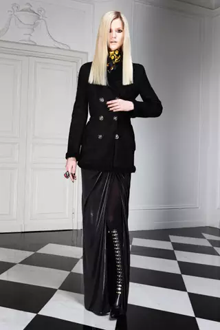 Versace Pre-Fall 2011: Кася Струс