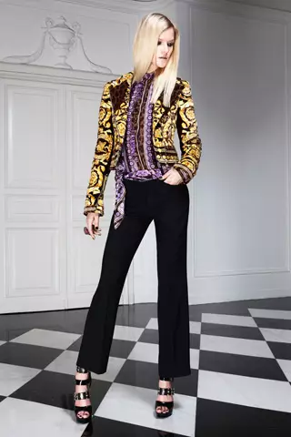 Versace Pre-All 2011: Кася Струс