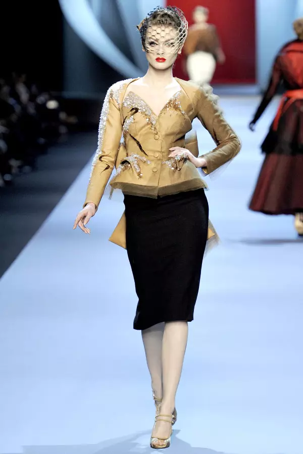 Dior 2011ko Udaberria Jostura | Parisko goi joskintza