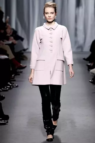 Chanel 2011ko udaberriko jostura | Parisko goi joskintza