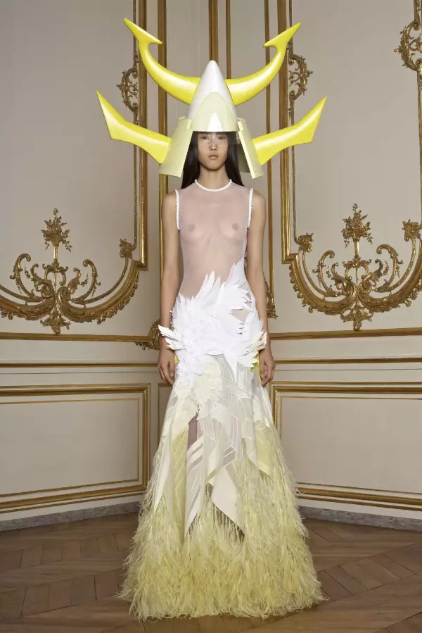 Givenchy pavasaris 2011 Couture | Paryžiaus aukštoji mada