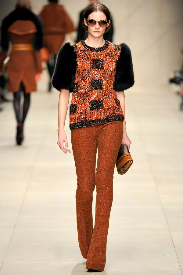 Burberry Fall 2011 | ලන්ඩන් විලාසිතා සතිය