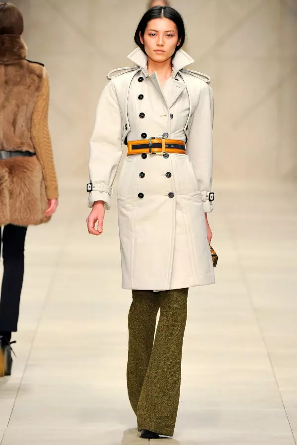 Burberry Automne 2011 | Semaine de la mode de Londres