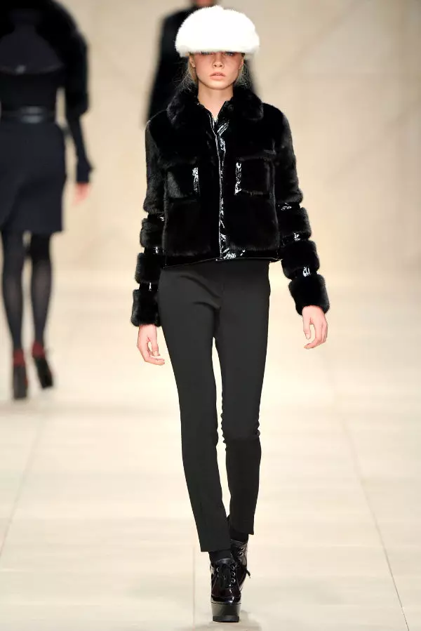 Burberryn syksy 2011 | Lontoon muotiviikko