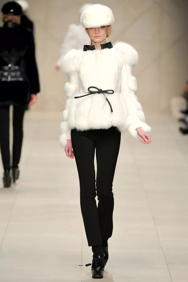 Burberryn syksy 2011 | Lontoon muotiviikko