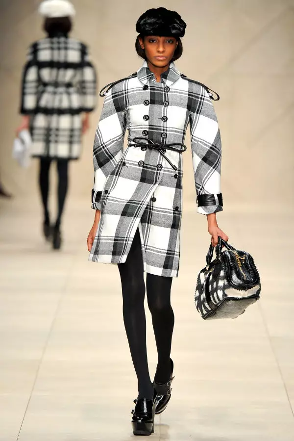 Burberry mùa thu 2011 | Tuần lễ thời trang London